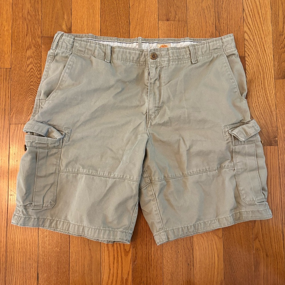 Vintage Y2K Timberland Khaki Cargo Shorts